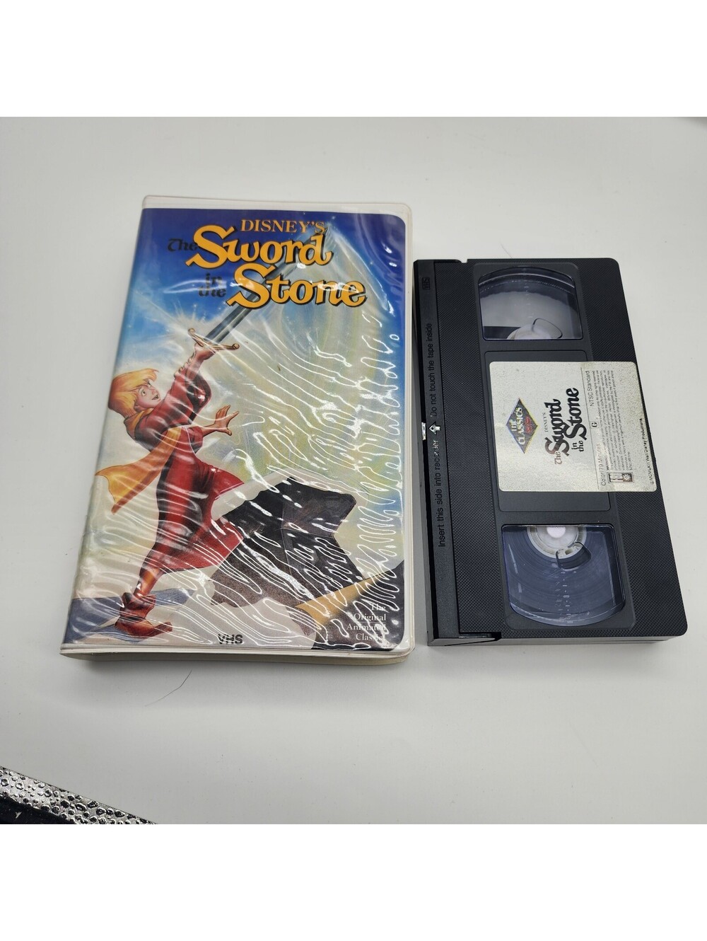 The Sword in the Stone VHS 1986 Disney Black Diamond Classics 229V Tested